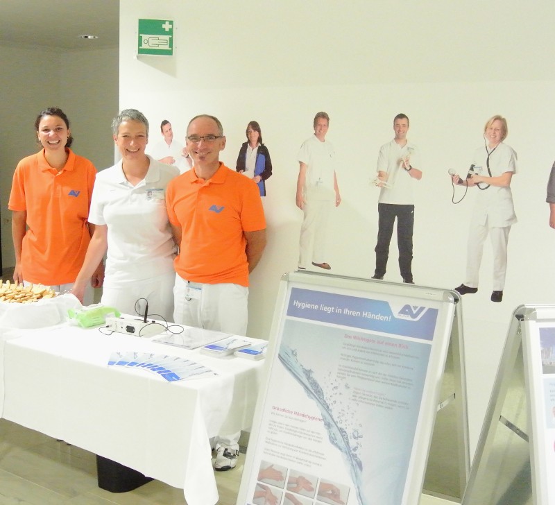 Hygieneteam beim Internationalen Patientensicherheitstag im Rehabilitationszentrum Häring 